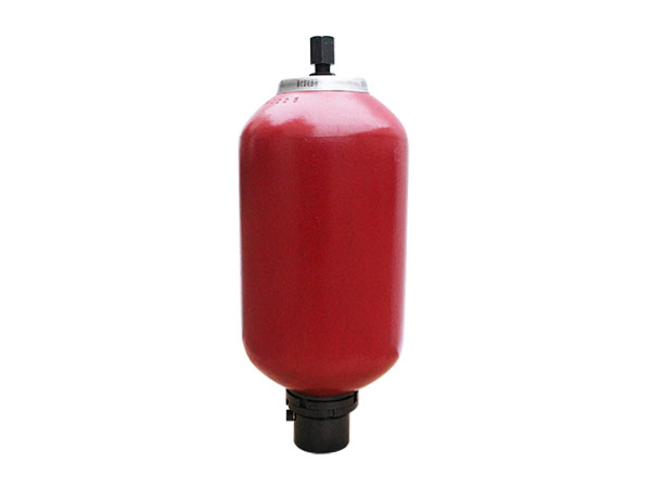 蓄能器氮?dú)獾某溲b與充氣壓力數(shù)值介紹？